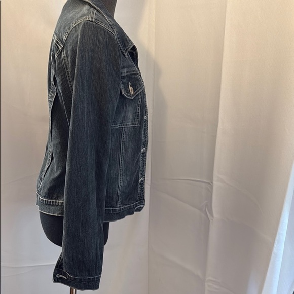 Stone women’s Classic Dark Denim Jean Jacket. Stretch denim. Medium. - Picture 7 of 11